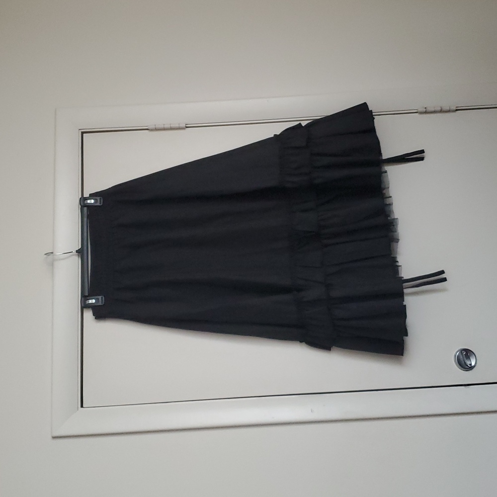 Vampire Freaks Black Ruffled Cassandra Skirt - Picture 6 of 15